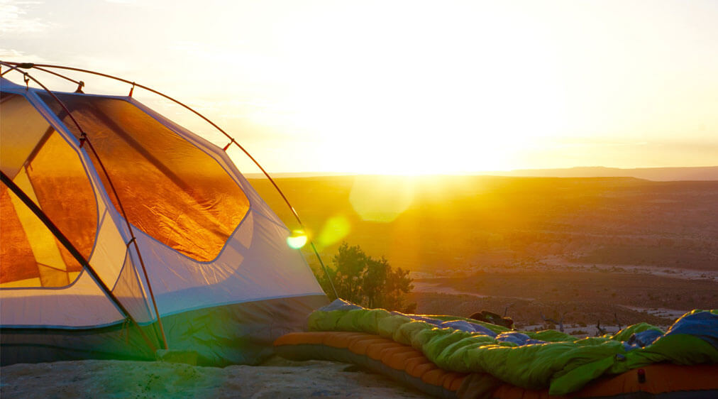 lona para acampamento